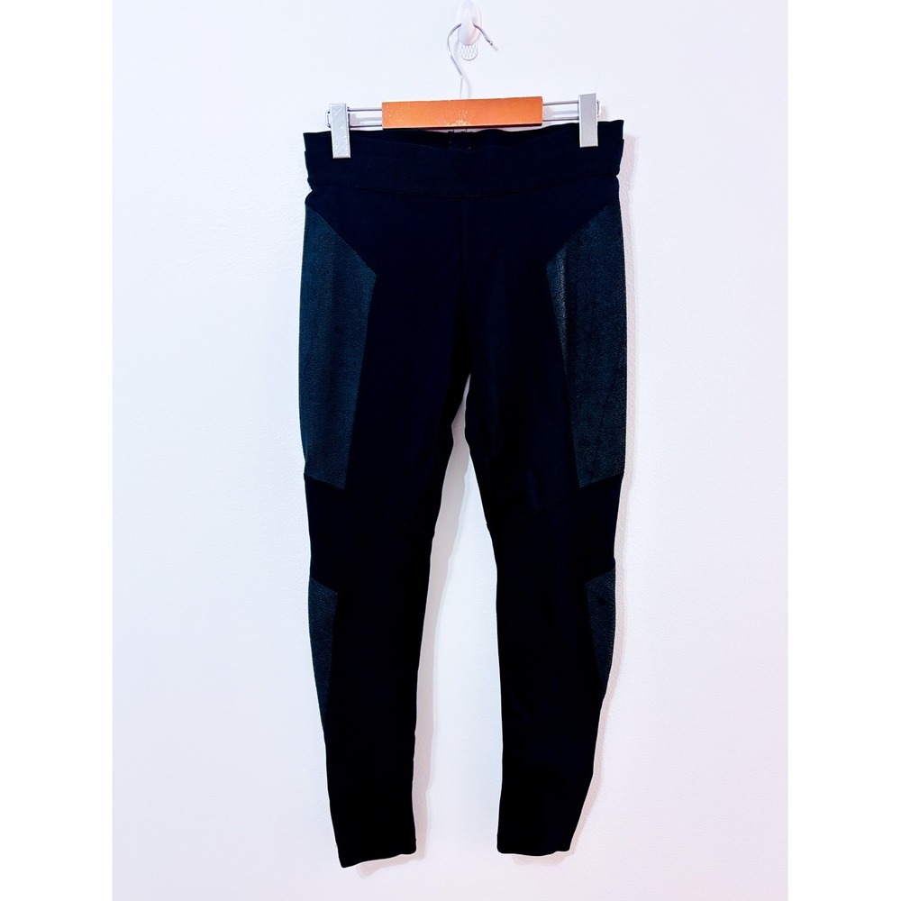 DYNAMITE Black Textured Leggings | Stretch Athleisure | Medium